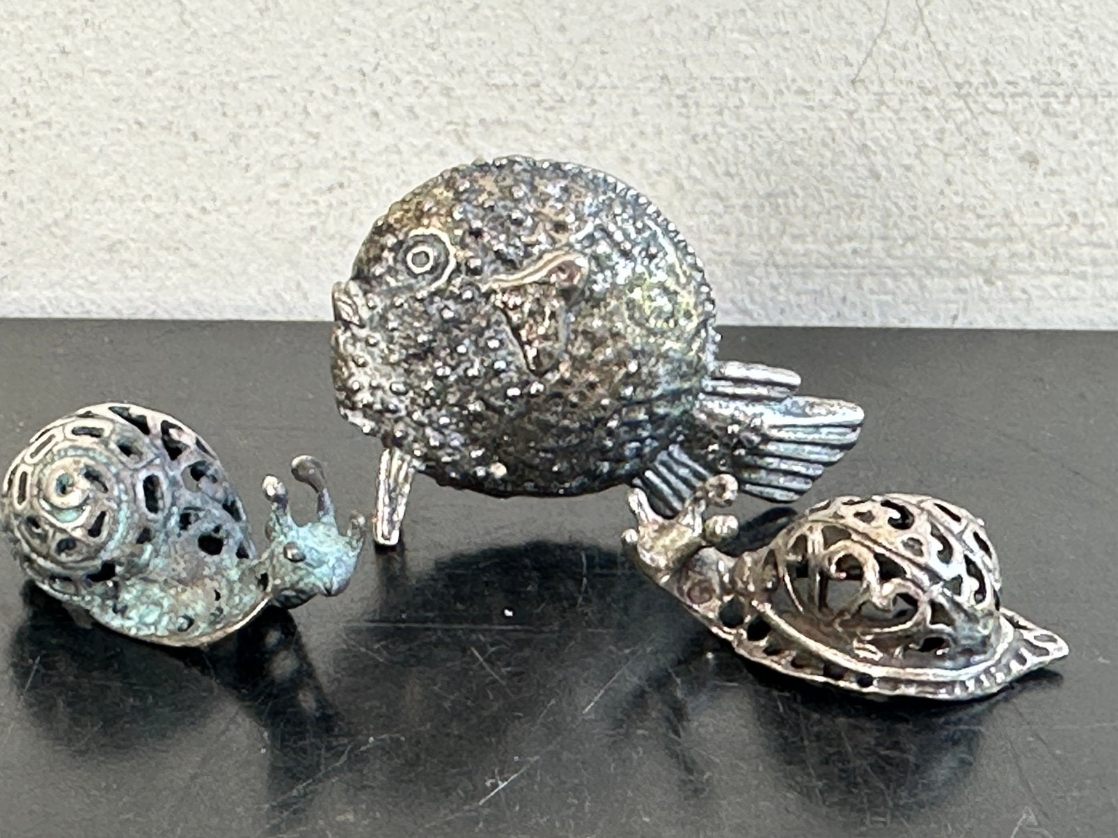 Oude Kogel Vis Slakken beeldjes 2/3 cm H 1 koop, Ophalen of Verzenden