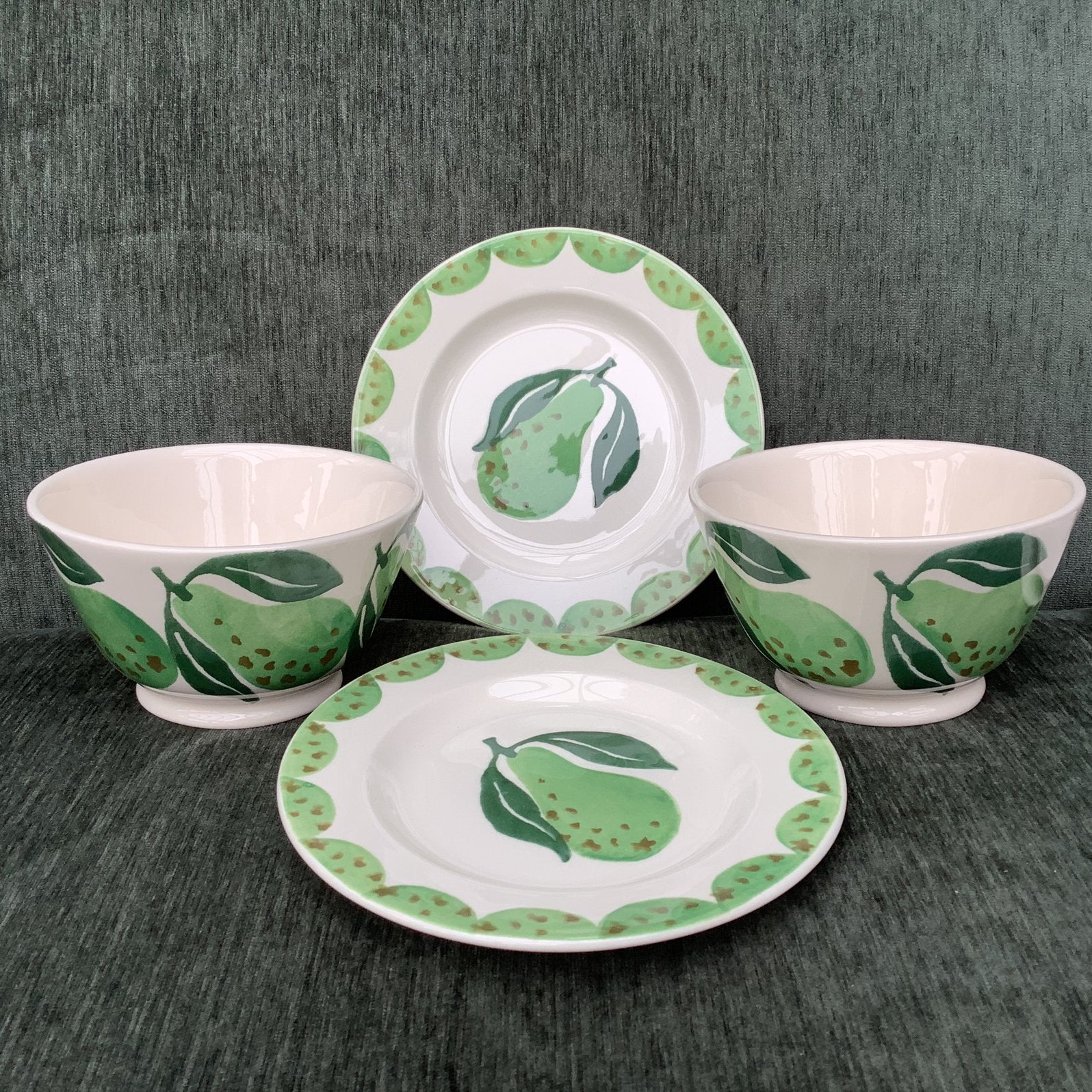 Emma Bridgewater- servies- PEARS 🍐2 Plates+ 2 Bowls- Nieuw!, Nieuw, Ophalen of Verzenden, Bord(en), Overige stijlen