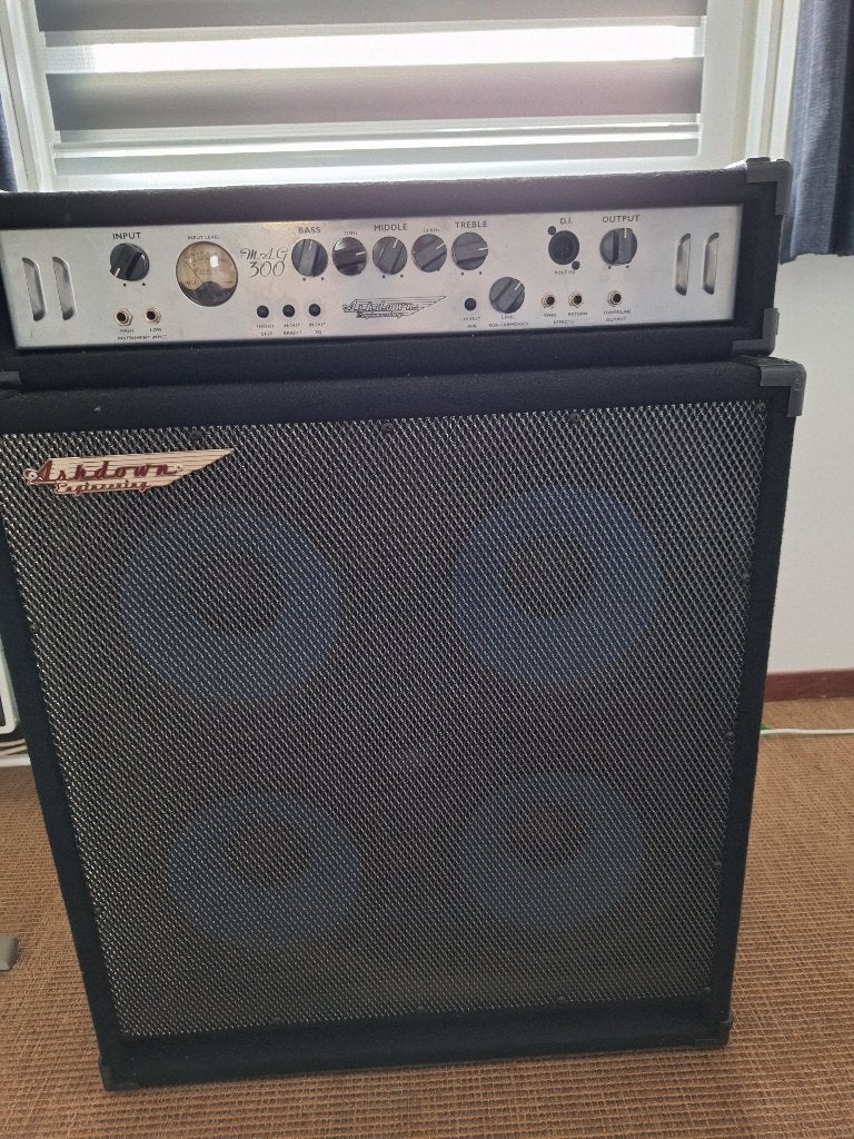 Ashdown Basversterker + Cabinet, Muziek en Instrumenten, Versterkers | Bas en Gitaar, Gebruikt, Basgitaar, 100 watt of meer, Ophalen