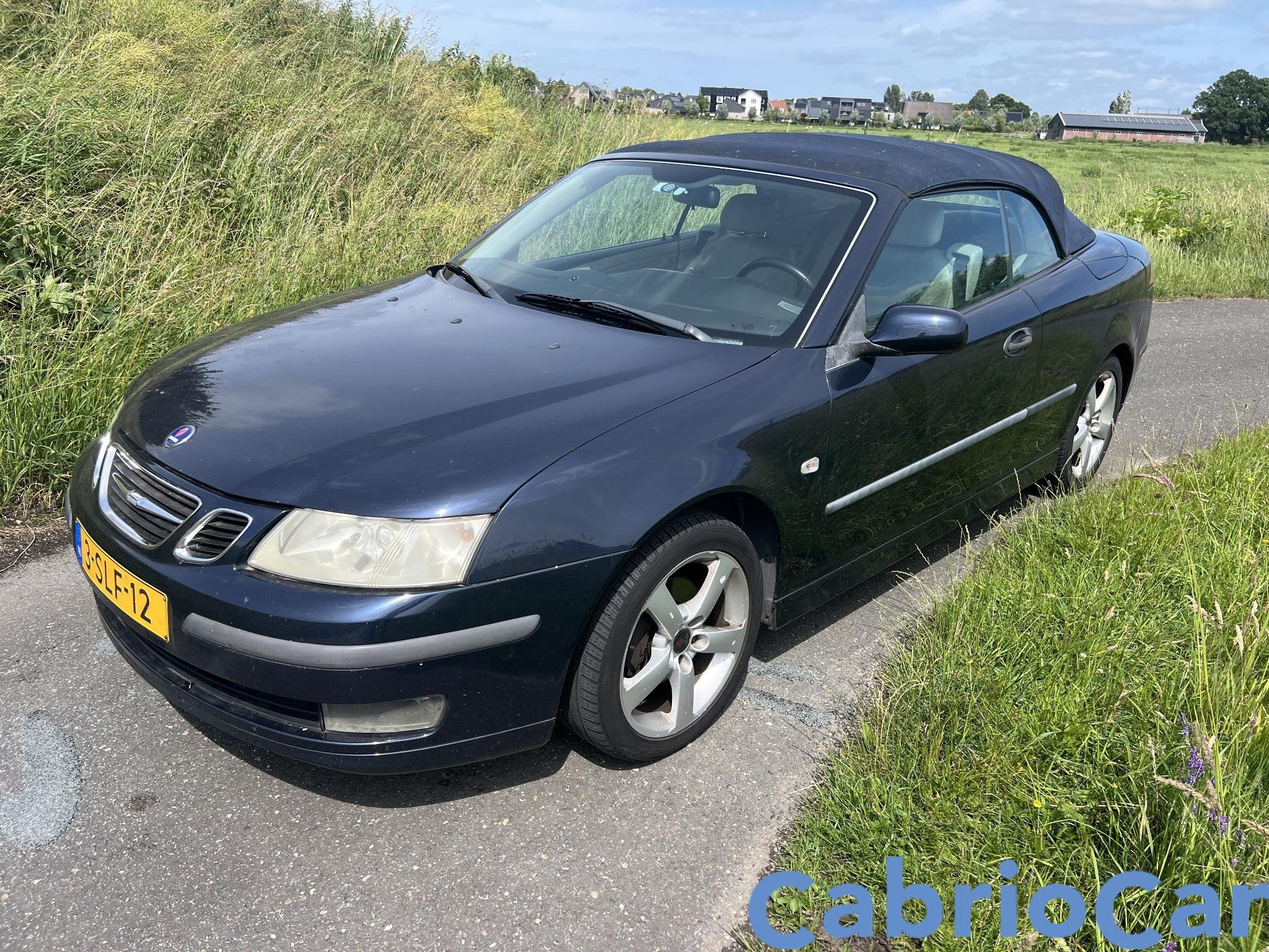 Saab 9-3 Cabrio 1.8t Vector Topauto Garantie, Auto's, Saab, Voorwielaandrijving, 1998 cc, Gebruikt, Zwart