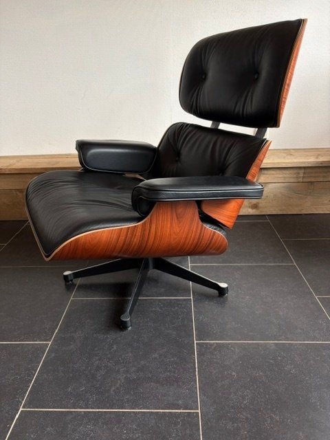 Vitra Eames Lounge Chair met Ottoman, Palisander , 2017, Huis en Inrichting, Vitra, Design, 75 tot 100 cm, Ophalen of Verzenden