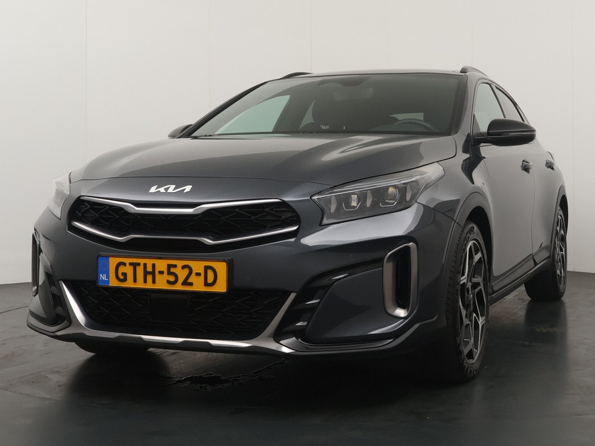 Kia Xceed 1.5 T-GDi GT-Line - Schuif-/kanteldak - Stoel-/stu, Auto's, Kia, 1300 kg, Gebruikt, 4 cilinders, Met garantie (alle)