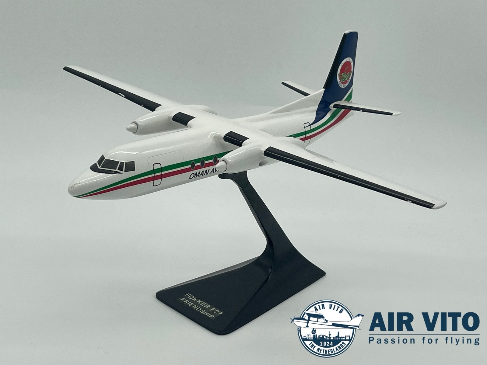 Fokker F27 Oman Aviation schaalmodel IMC 1:72 (Verkuyl), 2992jb, Schaalmodel, Air Vito, Ophalen of Verzenden