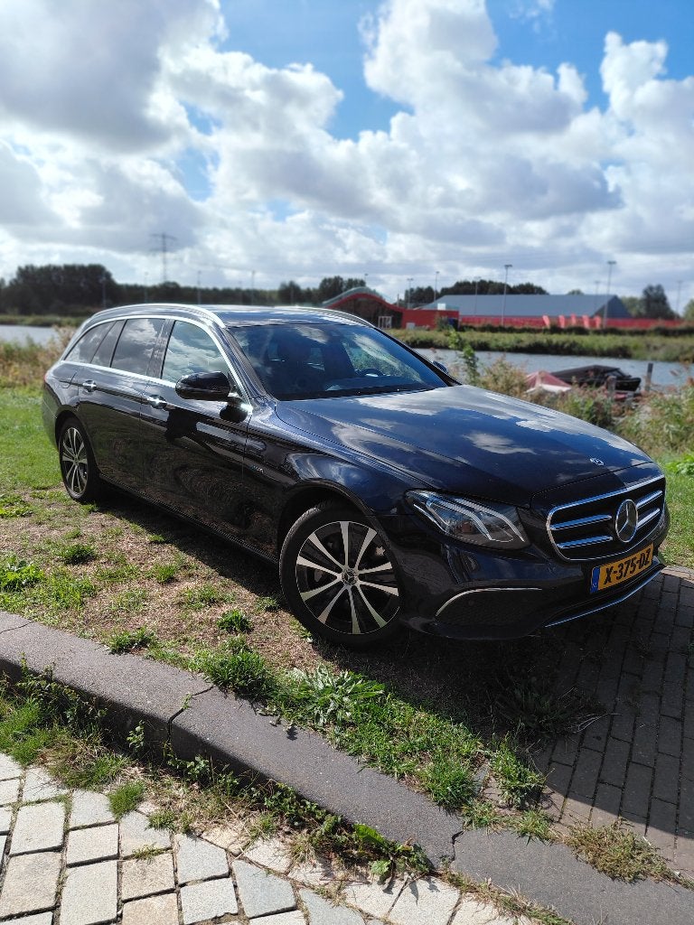 Mercedes-Benz E-Klasse E300 316 pk dealeronderhouden!!, Automaat, Dealer onderhouden, Achterwielaandrijving, 1951 cc
