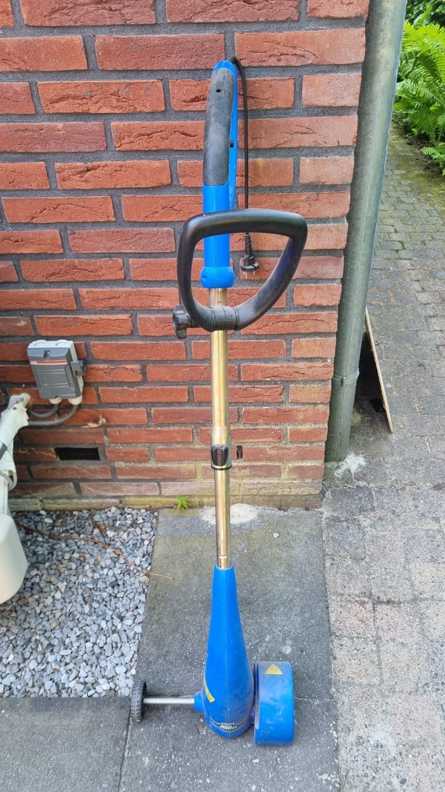 Kinzo Weed Sweeper - Elektrische Onkruidborstel, Ophalen of Verzenden, Gebruikt, Elektrisch, Kinzo