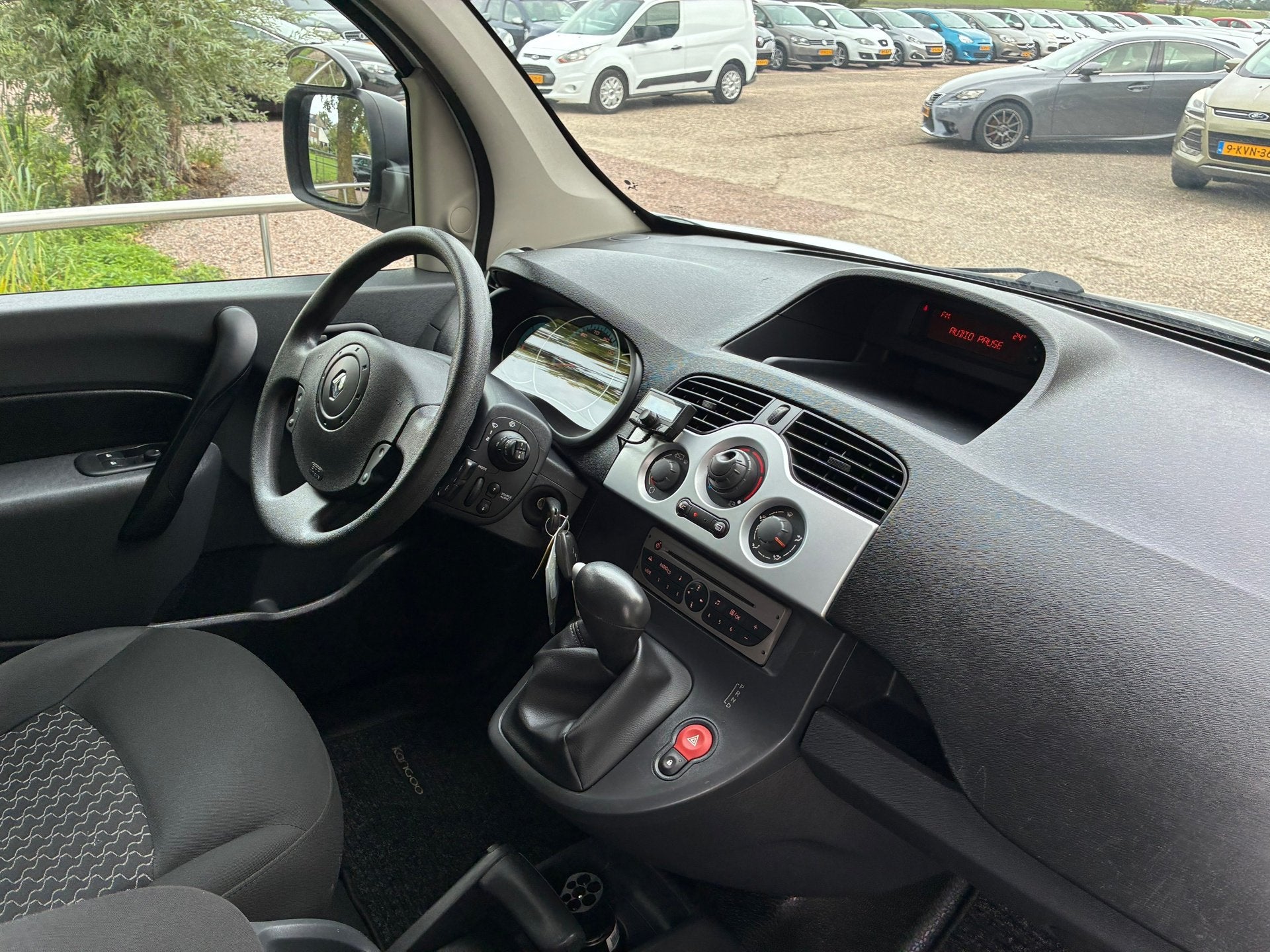 Renault Kangoo Express Z.E Incl eigen accu | Cruise + Airco, Auto's, Voorwielaandrijving, Stof, Gebruikt, Zwart