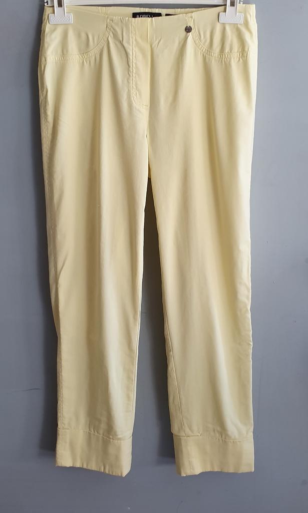 Robell  broek, Geel, Maat 42/44 (L), Ophalen of Verzenden, Zo goed als nieuw