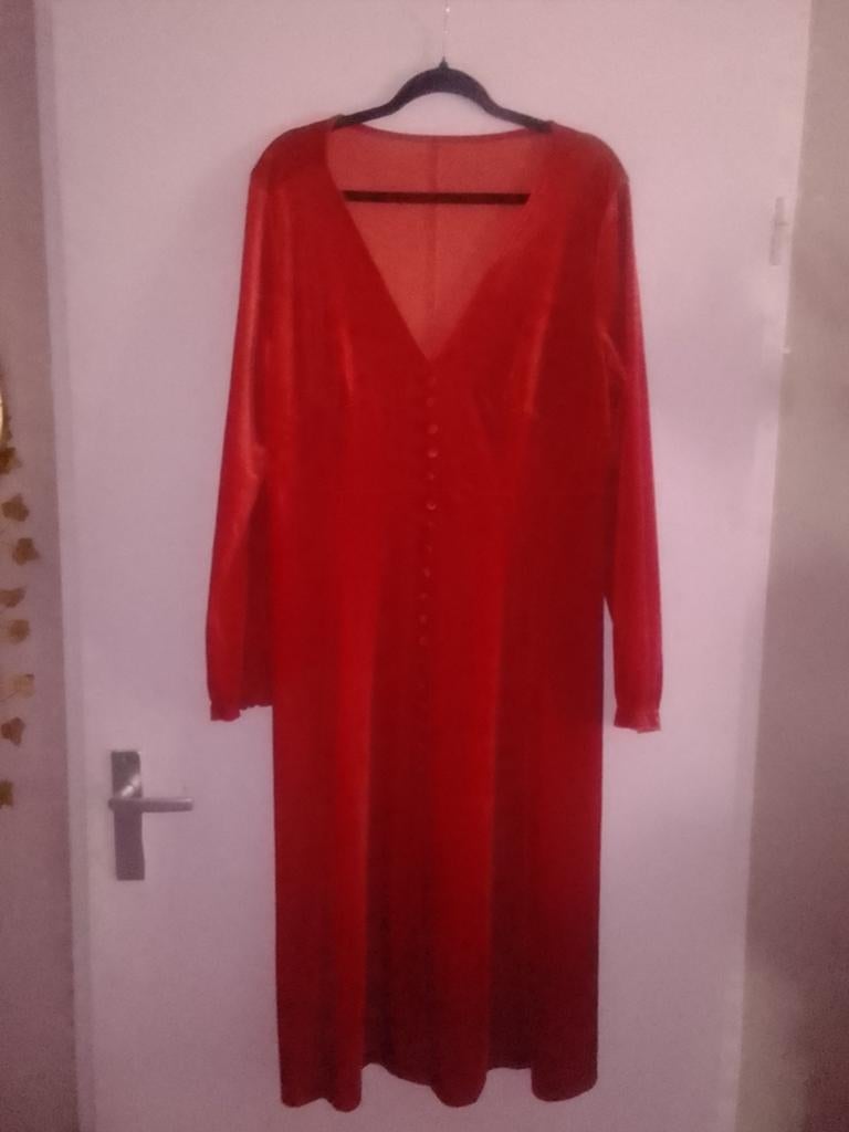 Fluweel rode jurk maatL, Kleding | Dames, Jurken, Maat 46/48 (XL) of groter, Ophalen of Verzenden, Zo goed als nieuw, Rood