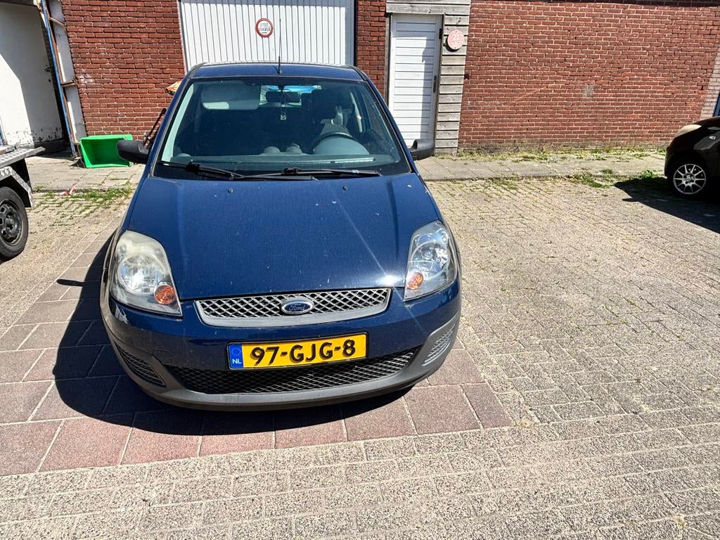 Ford Fiësta 1.3 8V 3DR 2008 Blauw, Auto's, 1299 cc, Stof, 40 €/maand, Zwart
