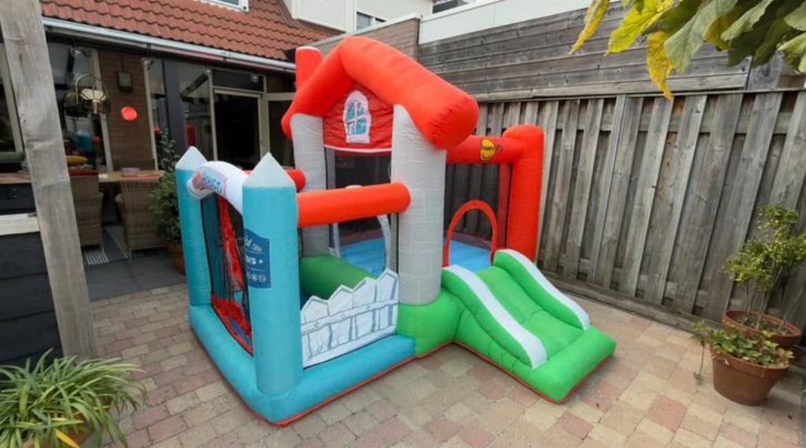 springkussen met ballenbak, Ophalen