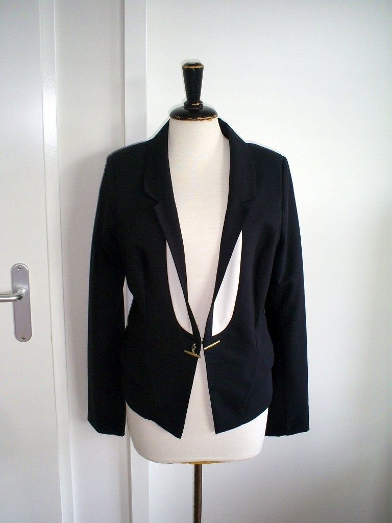 NIEUW __ italiaans jasje van MISS MISS mt. 36 met schootje, Kleding | Dames, Verzenden, Zwart, Nieuw, Miss Miss