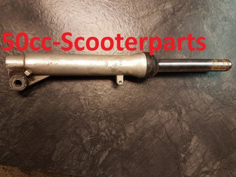 Voorpoot rechts Keeway Flash 50cc 1-002-628-648 gebruikt, Ophalen of Verzenden