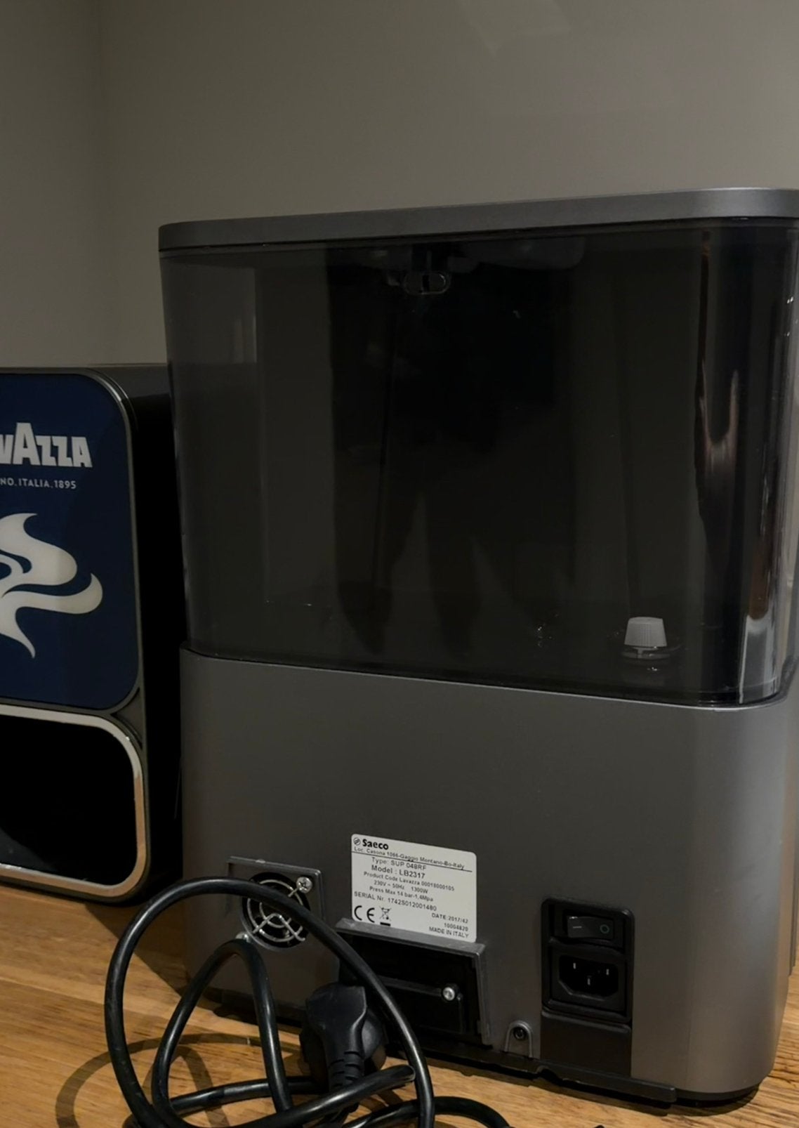 *Lavazza Saeco LB2317 Koffiemachine met Piccolo koelkastje!*, Witgoed en Apparatuur, Ophalen, Koffiemachine, Zo goed als nieuw