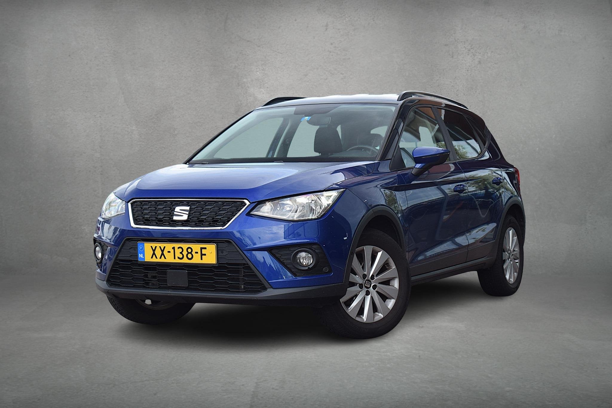 SEAT Arona 1.0 TSI Style Business Intense | Apple CarPlay |, Gebruikt, 95 pk, Blauw, Alcantara
