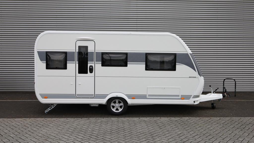 Hobby On Tour 460 DL VERWACHT, Caravans en Kamperen, Rondzit, Hobby, Bedrijf, 4 tot 5 meter