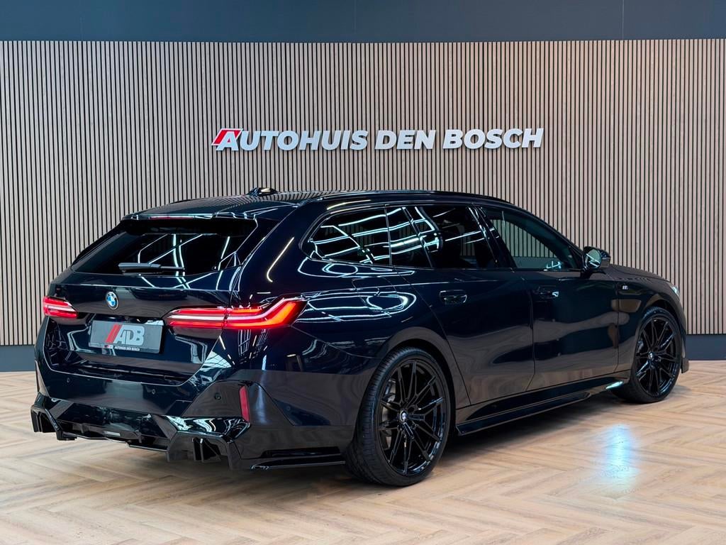 BMW 5-serie Touring 520i M Sport Pro. Pano - Keyles - HeadUp, Auto's, Automaat, 1998 cc, Achterwielaandrijving, Gebruikt