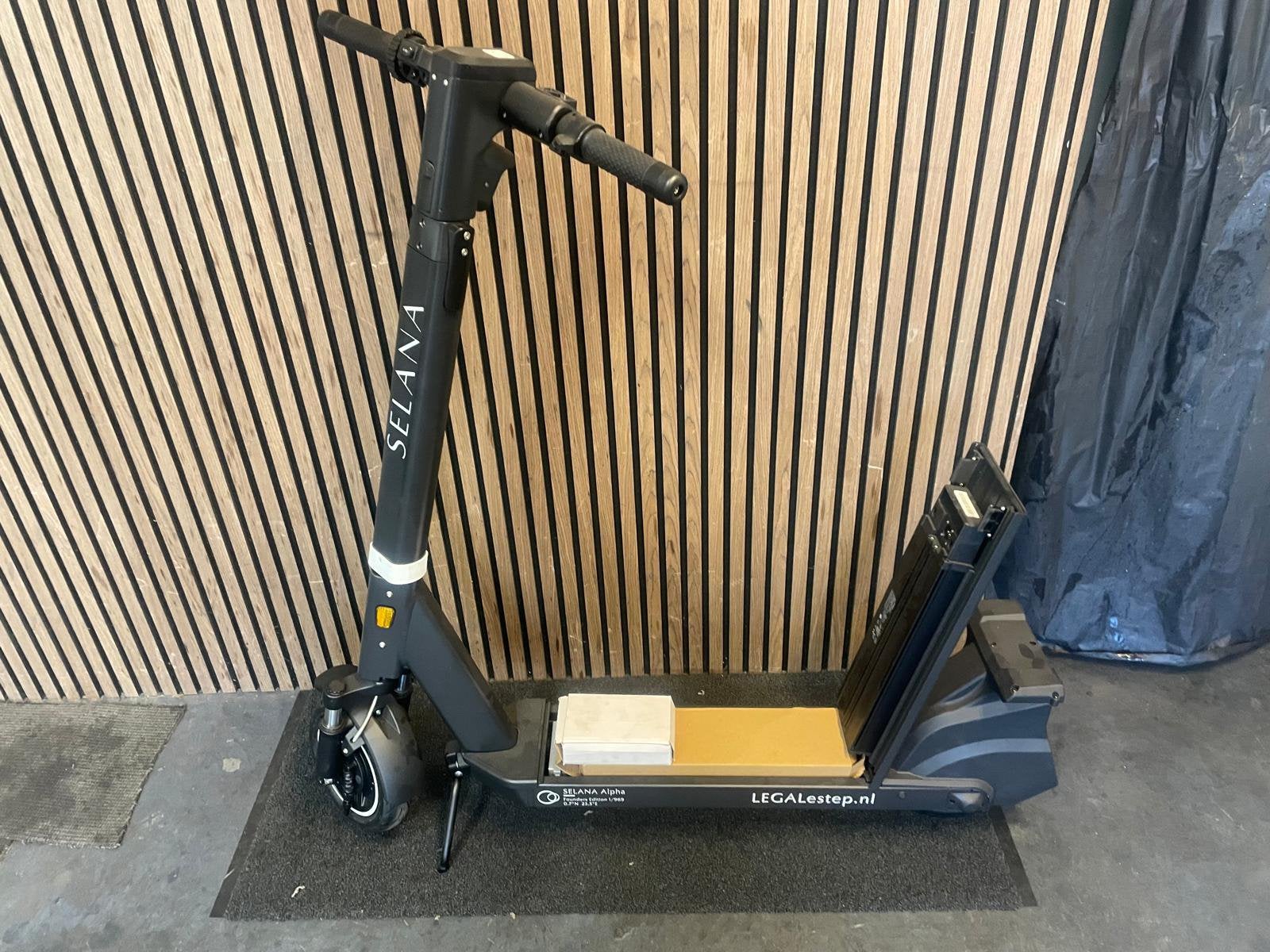Nieuwe Selana Alpha Electrische E step (legalestepnl), Nieuw, Ophalen of Verzenden, H, H