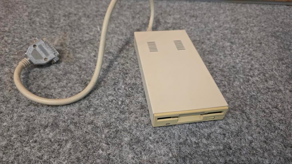 Externe diskdrive Commodore Amiga 500 600 1200, Computers en Software, Vintage Computers, Ophalen