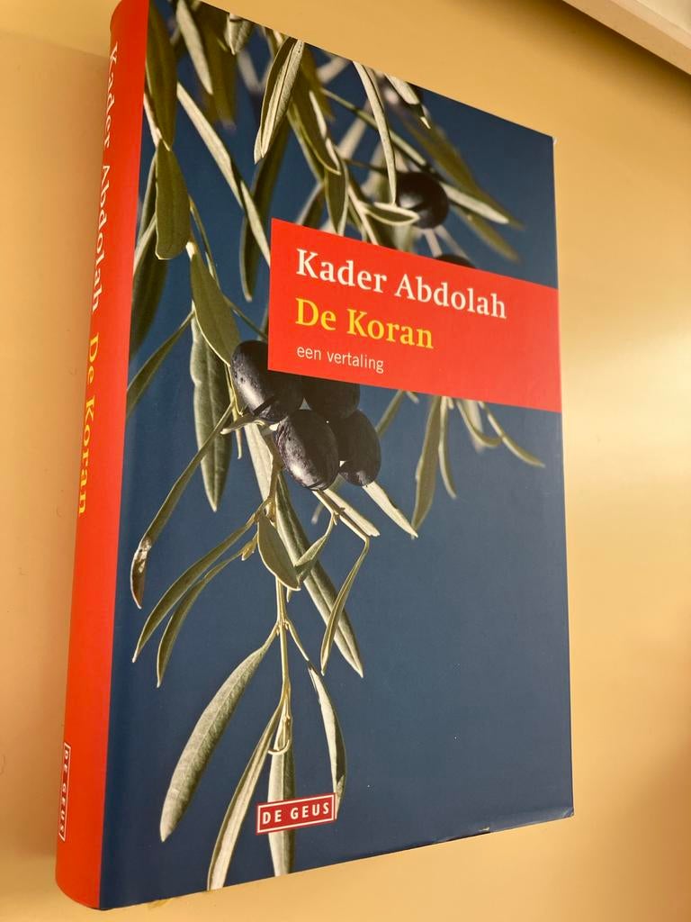 Koran vertaling door Kader Abdolah - Zo goed als nieuw, Ophalen of Verzenden, Gelezen, Islam