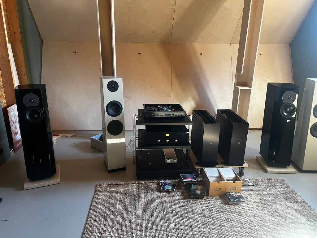 Clio acoustic Muze 5A ex-demo, Stereo speakers, Ophalen of Verzenden, Zo goed als nieuw, Basreflex