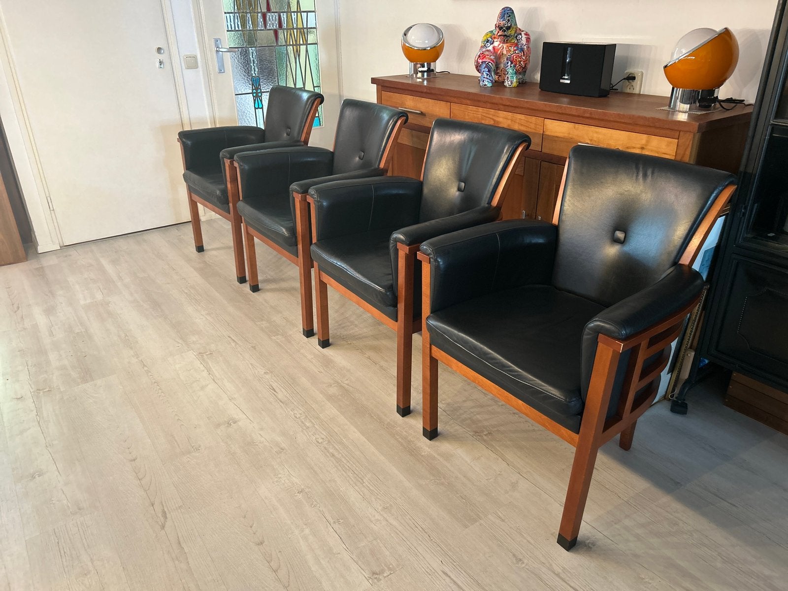 Set van 4 Schuitema eetkamerfauteuils, Ophalen, Zo goed als nieuw, Zwart, Leer