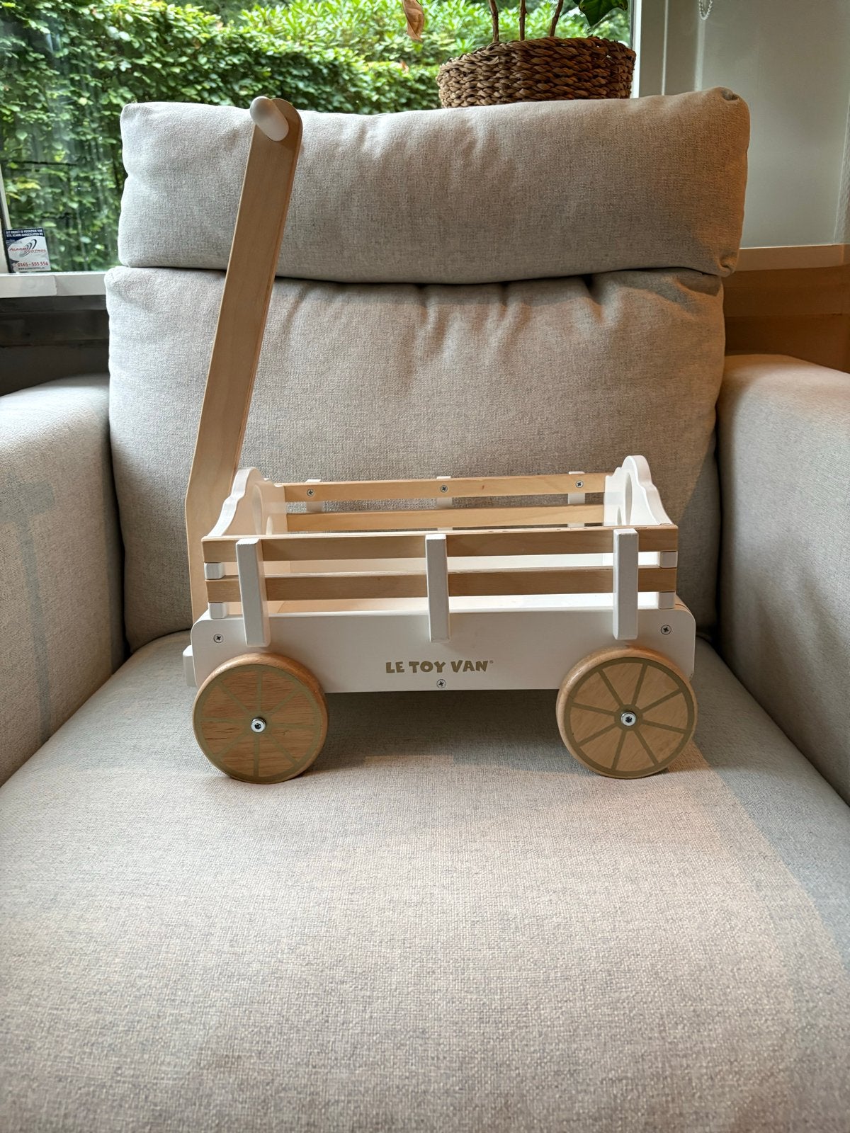 Witte houten loopwagen trekwagen voor kindjes, Ophalen, Gebruikt, Duw- of Trekspeelgoed