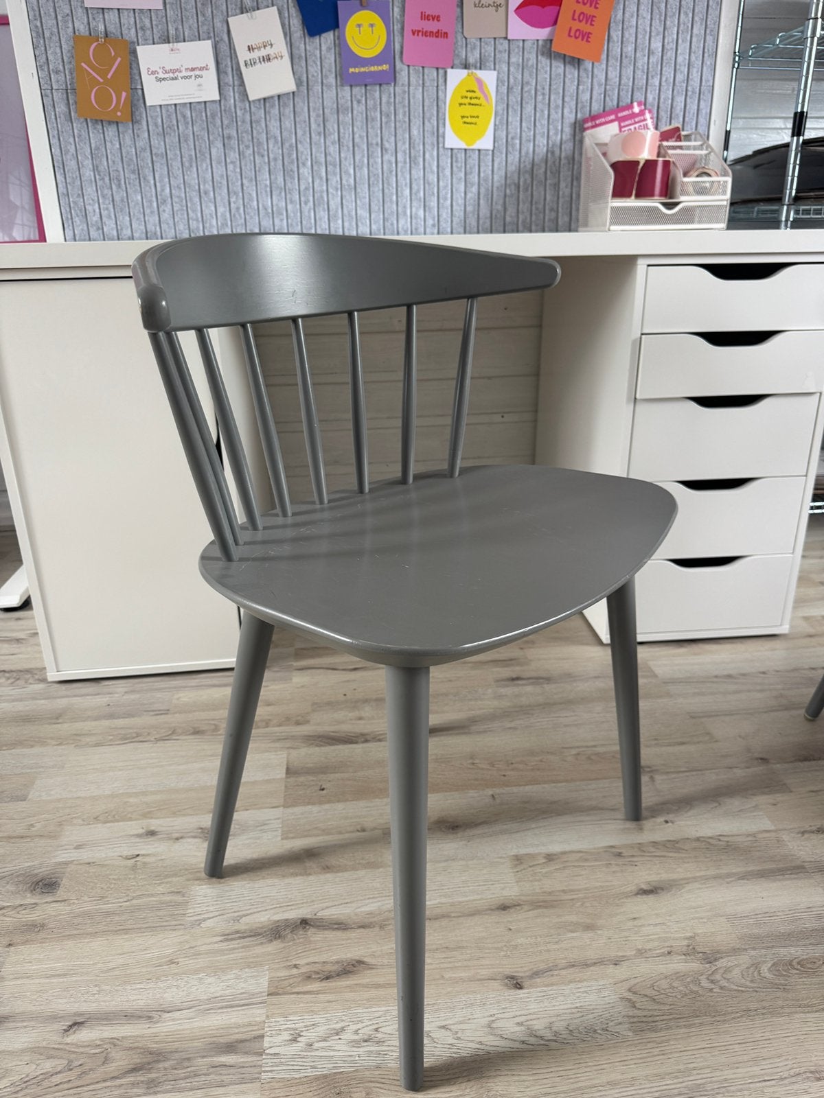HAY J104 grijze design eetkamerstoel, Ophalen, Gebruikt, Drie, Grijs