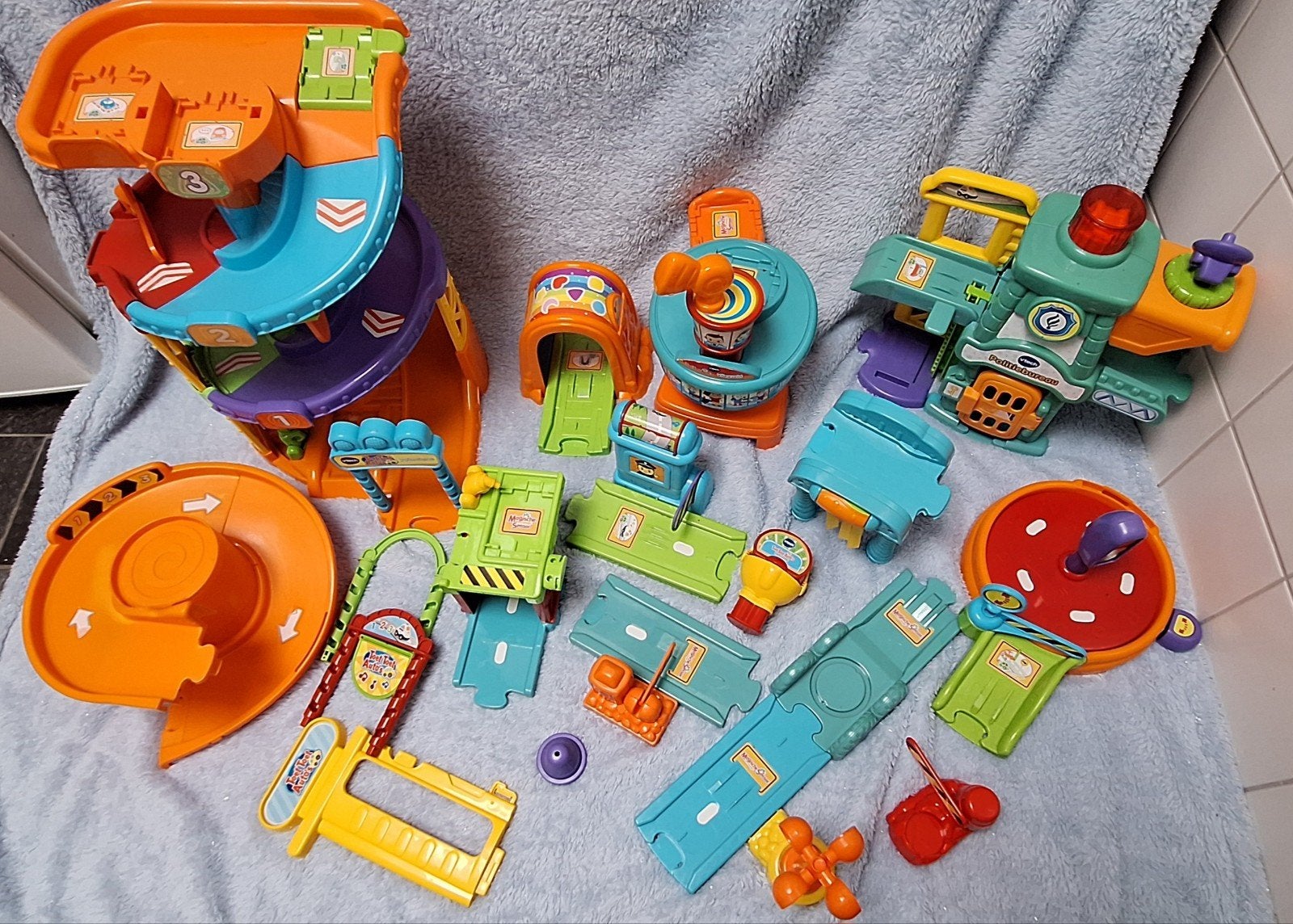 vtech toet toet, Ophalen, Zo goed als nieuw, 2 tot 4 jaar