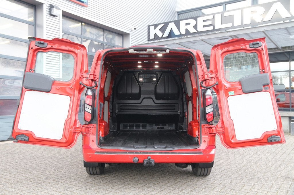 Ford Transit Custom 2.0 TDCI 136 | Aut. | AWD / 4X4 | KAR-ed, Automaat, Gebruikt, Euro 6, 4 cilinders