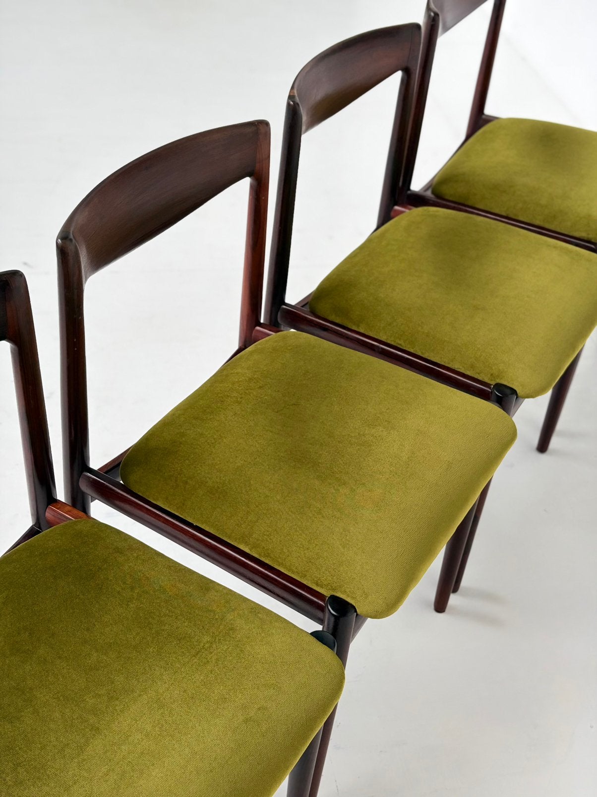 Vintage palissander eetkamerstoelen, Huis en Inrichting, Stoelen, Overige kleuren, Vintage, Zo goed als nieuw, ÅTMØS