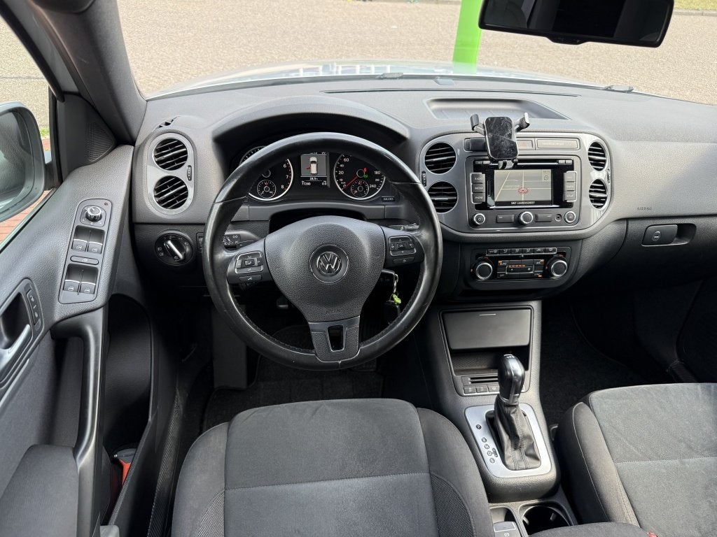 Volkswagen Tiguan 1.4 TSI R-Line Edition pano airco navi TOP, Auto's, Automaat, Euro 5, Start-stop-systeem, 4 cilinders