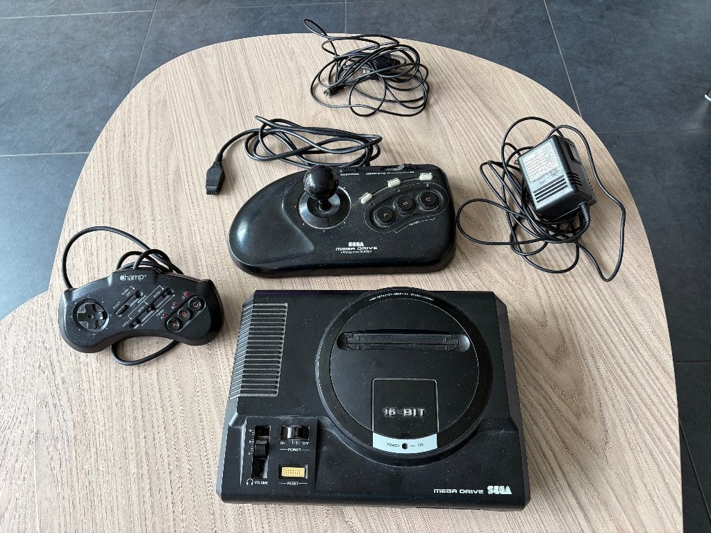 Sega Mega Drive Model 1  (16-Bit console) te koop, Spelcomputers en Games, Games | Sega, Gebruikt, Mega Drive, Avontuur en Actie