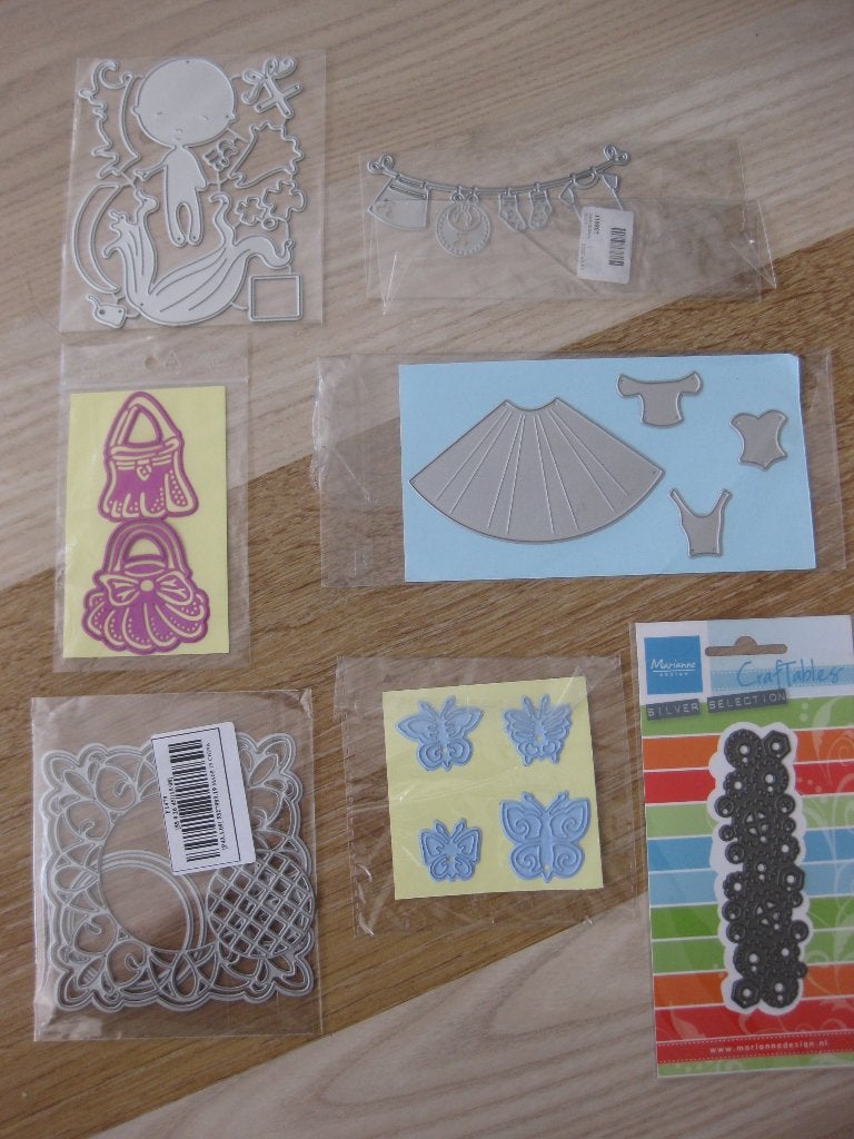 Diverse snijmallen, o.a. Joy en Marianne Design. Set 8,00, Verzenden, Zo goed als nieuw, Overige thema's, Pons of Mal