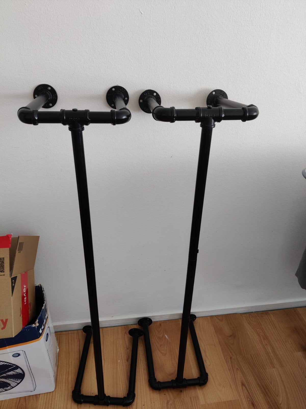 2 rekken, Ophalen of Verzenden