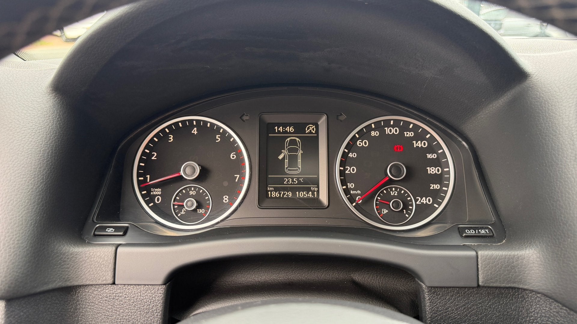 Foto 2 van Volkswagen Tiguan 1.4 TSI Sport&Style Pano|Caprlay|Cruise