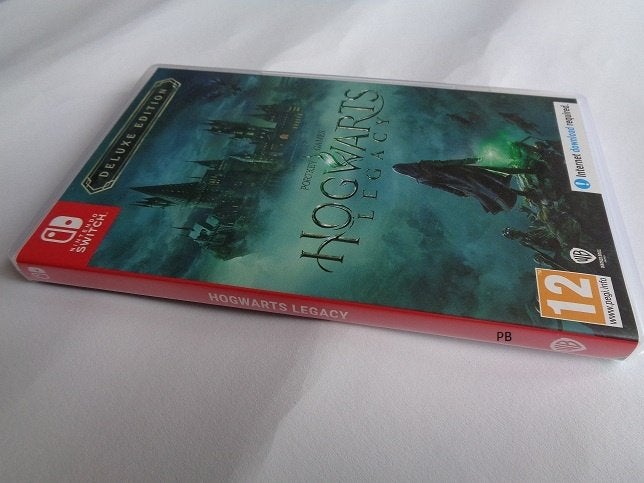 Hogwarts Legacy, Deluxe Edition (DLC Codes Nog Ongebruikt), 1 speler, Eén computer, Ophalen of Verzenden, Zo goed als nieuw