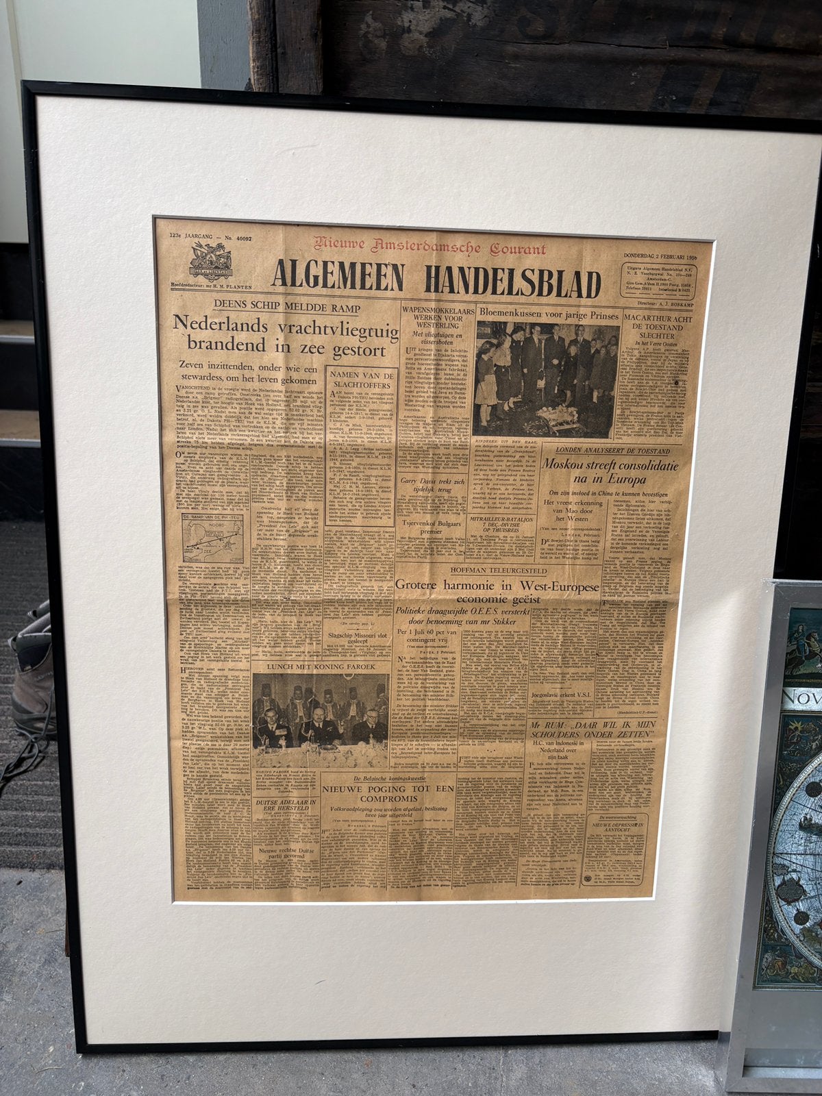 Nieuw amsterdamsche courant 1956, Ophalen