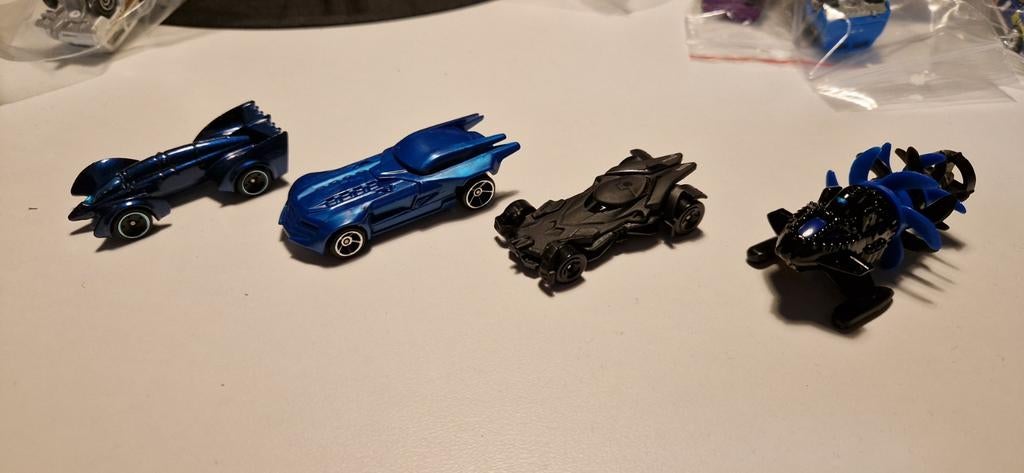 Hotwheels Batman en Marvel 0,75 per stuk of 5 voor 3 euro, Ophalen of Verzenden, Nieuw, Auto