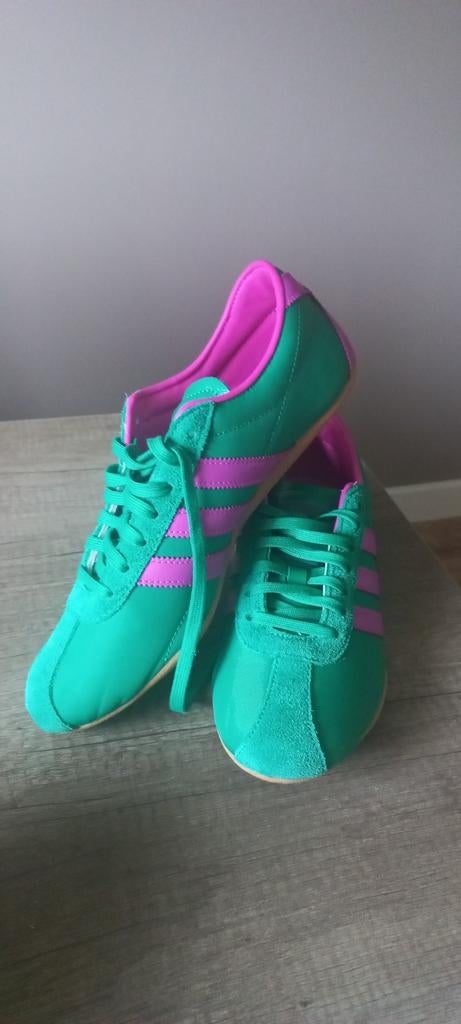 Adidas Tokyo Sneakers groen met paars - Maat 7,5, Kleding | Dames, Schoenen, Adidas, Ophalen of Verzenden, Groen, Sneakers of Gympen