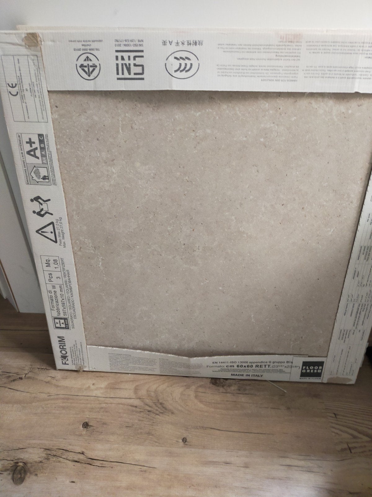 2 dozen vloertegels voor badkamer/ toilet, Ophalen, 60 cm of meer, Nieuw, Minder dan 5 m²