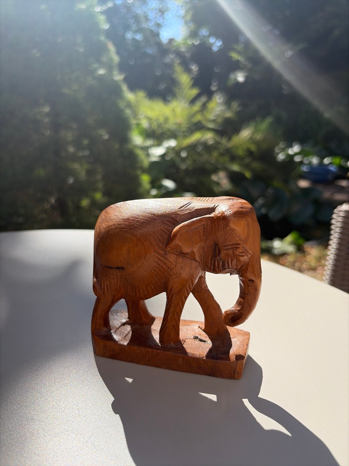 Vintage houten olifant beeldje, Verzamelen, Beelden en Beeldjes, Ophalen of Verzenden, Zo goed als nieuw, Dier