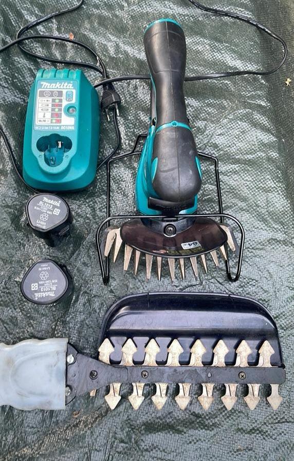 Makita 10,8 v accu buxus, graskanten en heggenschaar UH200D, Ophalen of Verzenden, Gebruikt, Accu