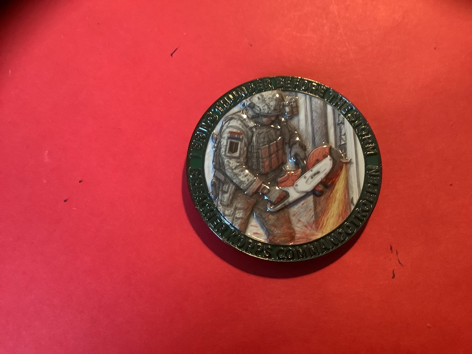 Coin van het Korps Commando Troepen, Verzamelen, Militaria | Algemeen, Ophalen of Verzenden, Landmacht, Nederland, Embleem of Badge