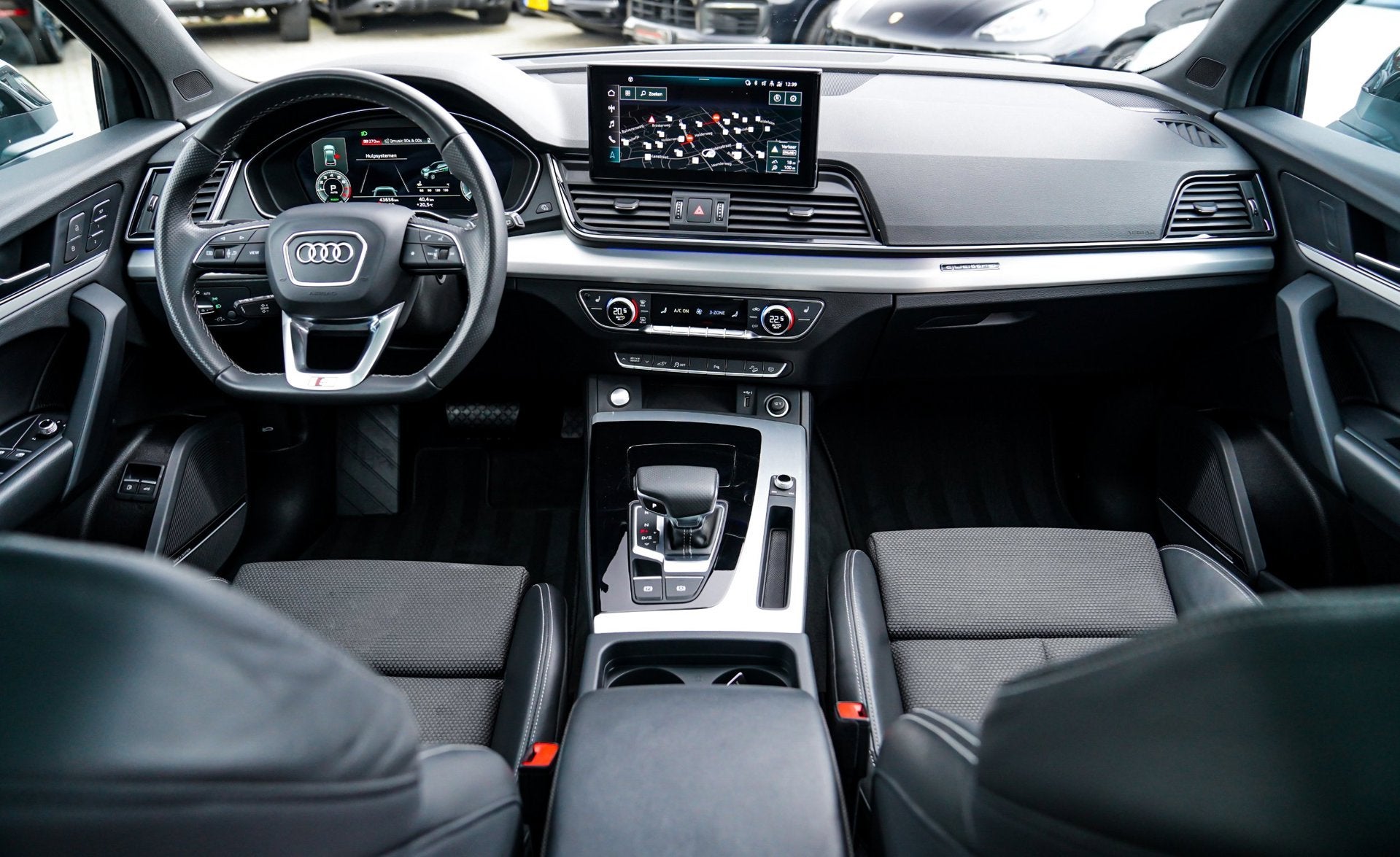 Audi Q5 Sportback 55 TFSI e S edition | Panorama | Massage |, Automaat, Dealer onderhouden, Gebruikt, 4 cilinders