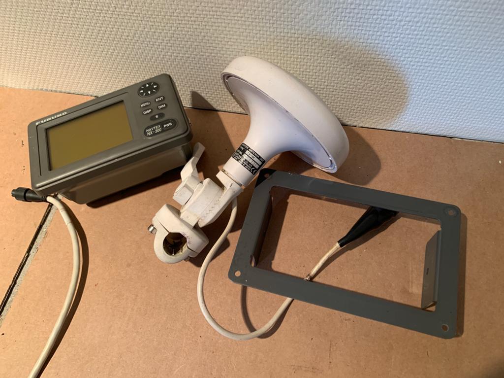Furuno Navtex NX-300 incl. Antenne, Watersport en Boten, Ophalen of Verzenden, Gebruikt