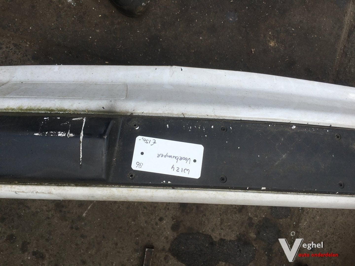 Mercedes w124 Voorbumper 1986, Auto-onderdelen, Carrosserie en Plaatwerk, Ophalen, Gebruikt, -, Voor