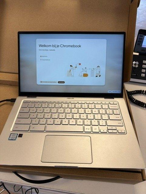 Chromebook Flip C434TA-E10013, 14 inch, Gebruikt, Asus Chromebook, 8 GB