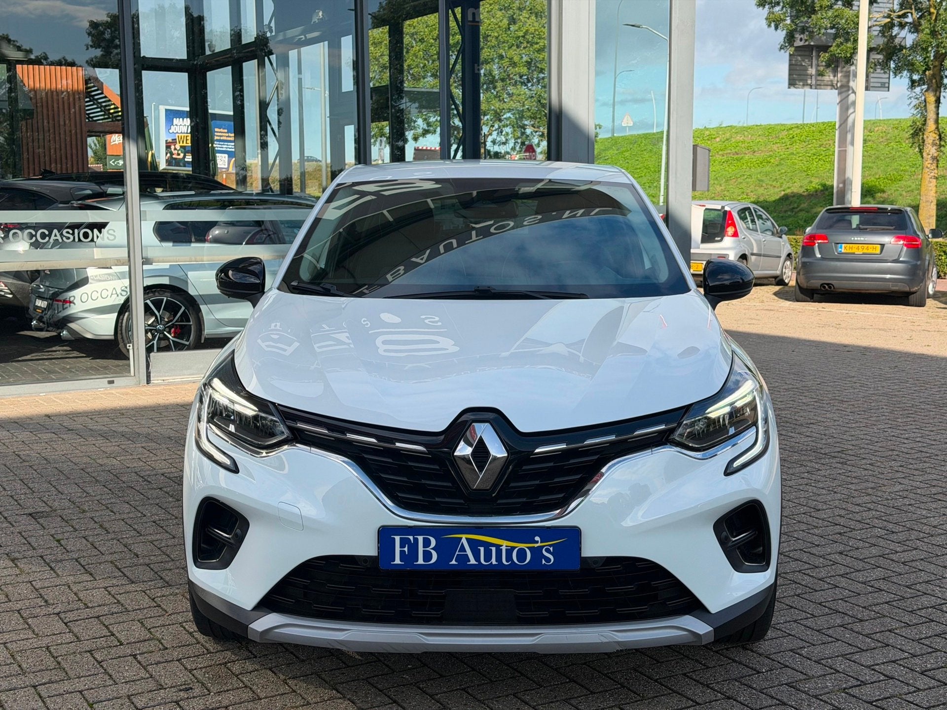 Renault Captur 1.6 E-Tech Plug-in Hybrid 160 Intens Airco Na, Auto's, 77 km/l, Gebruikt, Zwart, 4 cilinders