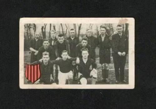Voetbalplaatje FC Hoogezand 1930/1931 (394)., Ophalen of Verzenden, Zo goed als nieuw