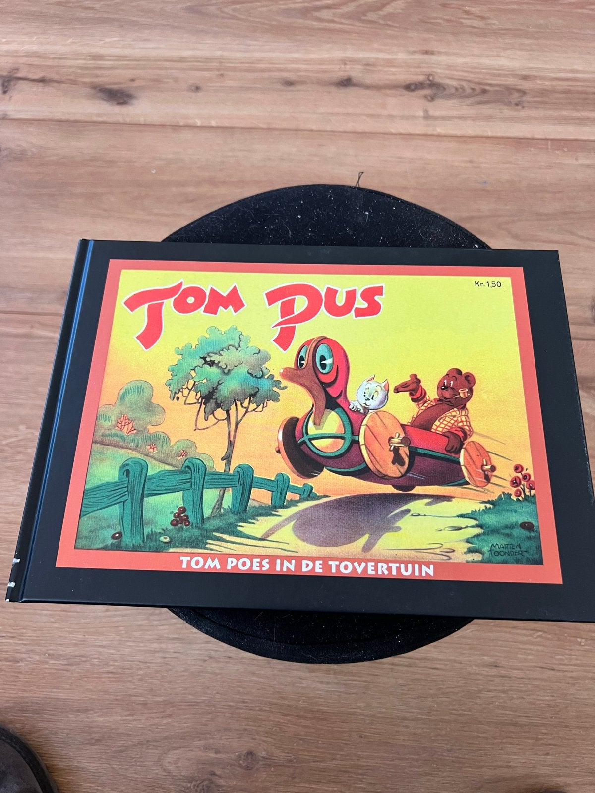 Tom Poes in de Tovertuin - Vintage Kinderboek, Boeken, Ophalen of Verzenden, Zo goed als nieuw, Sprookjes